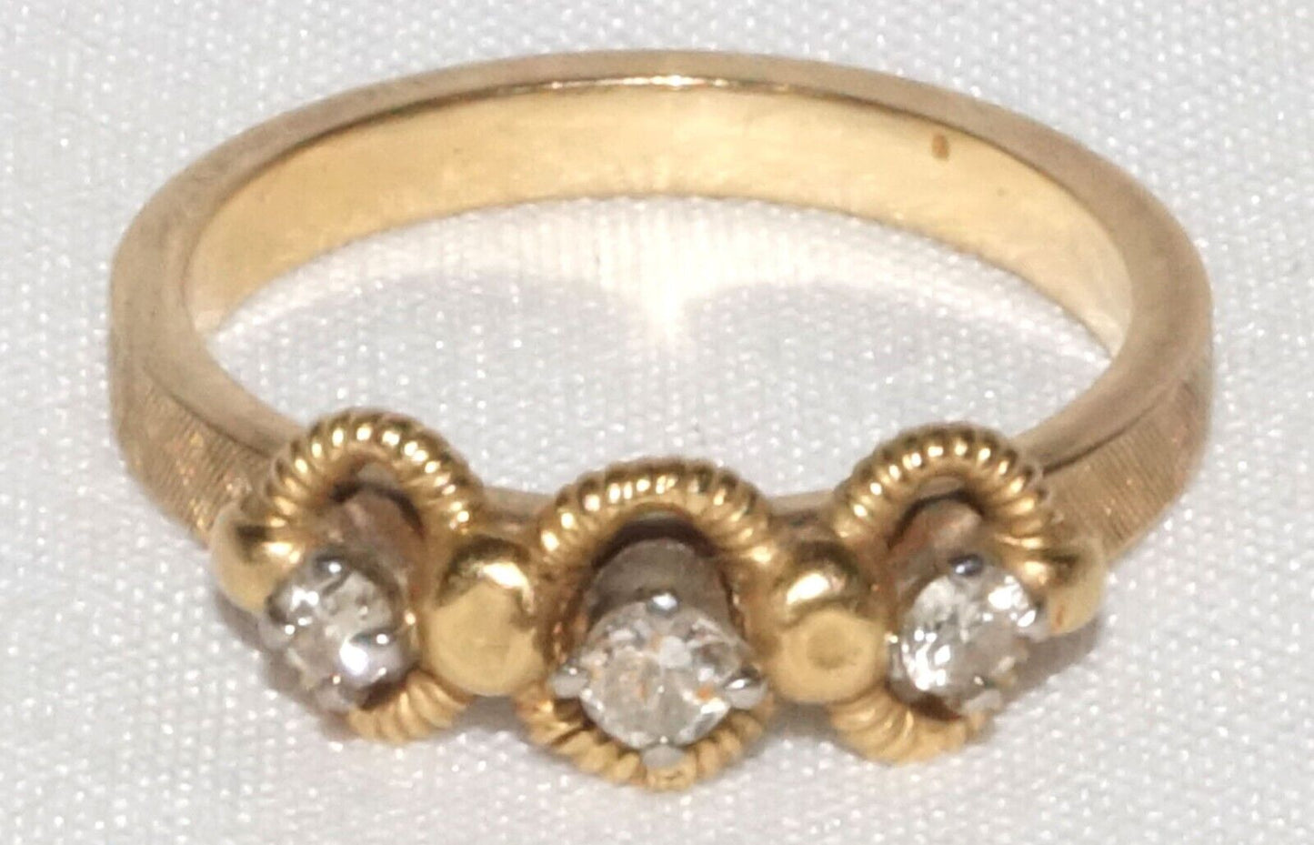 Vintage 14k Yellow Gold Custom Ring Accented w 3 Diamonds Sz 6.5 (QuC) 24