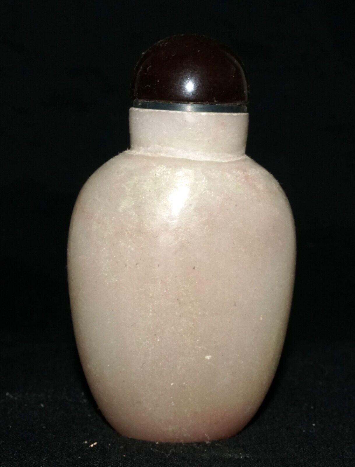 Vintage Chinese Jade Carved Snuff Bottle w. Agate Stopper (LeS) G17