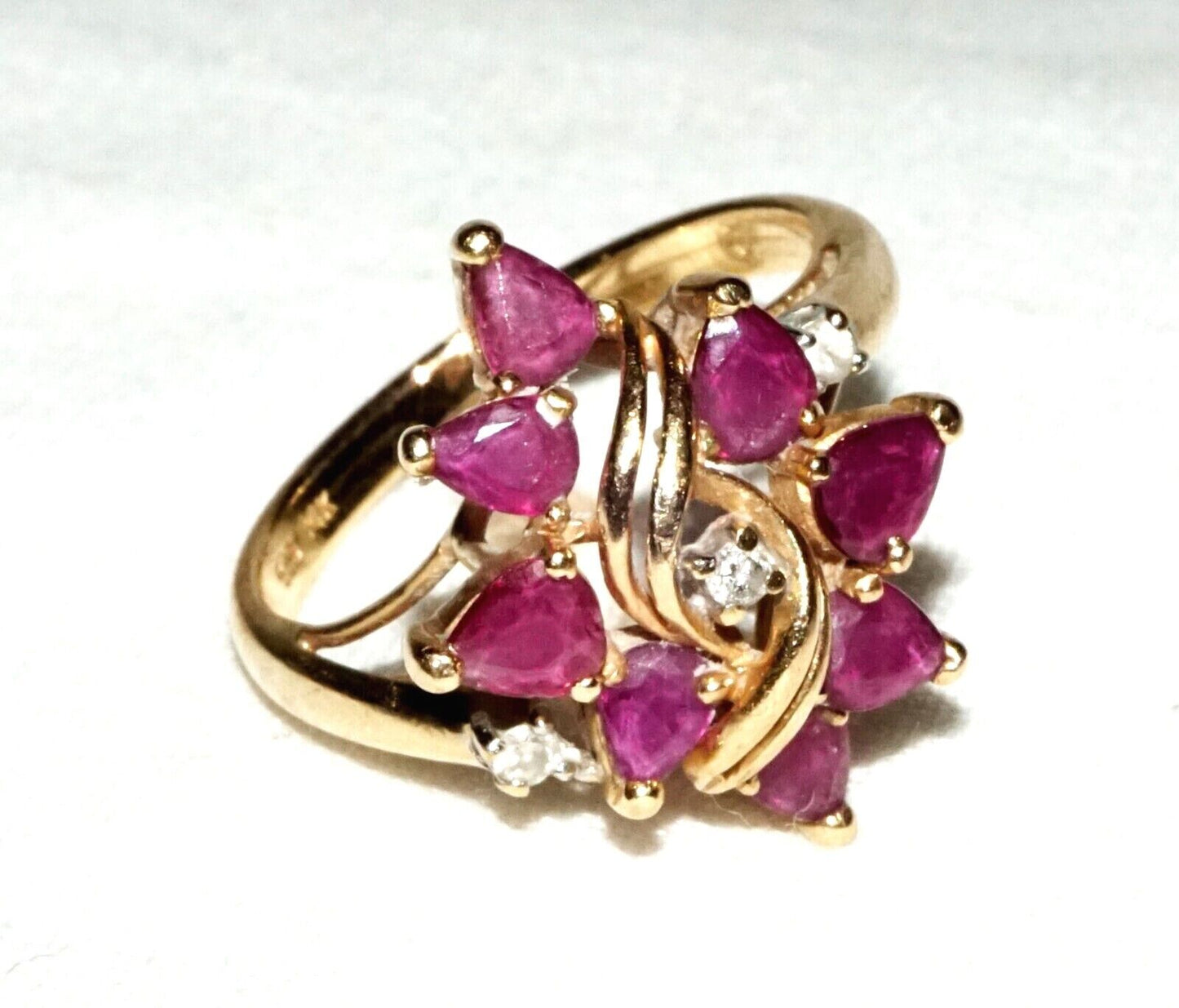 Vintage 14k Yellow Gold Ring Sz.7.25 w. 8x Rubies & 3x Diamonds (WoJ)