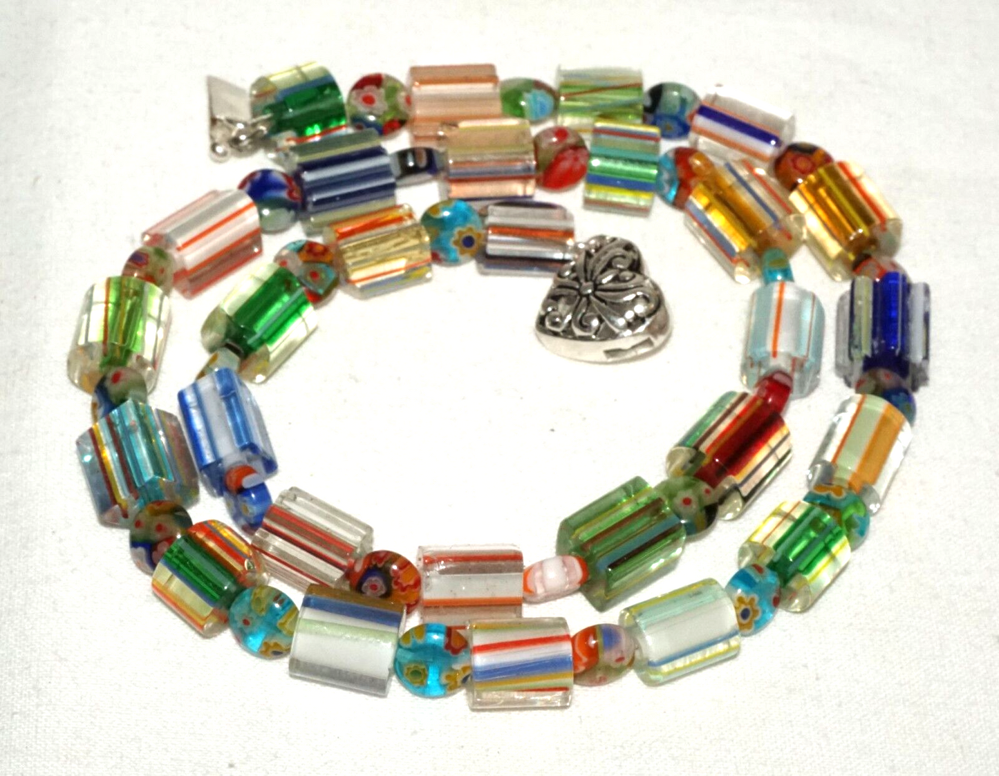 Vintage Fashion Rainbow Colored Murano Glass Bead Necklace w. Heart Clasp (PaS)