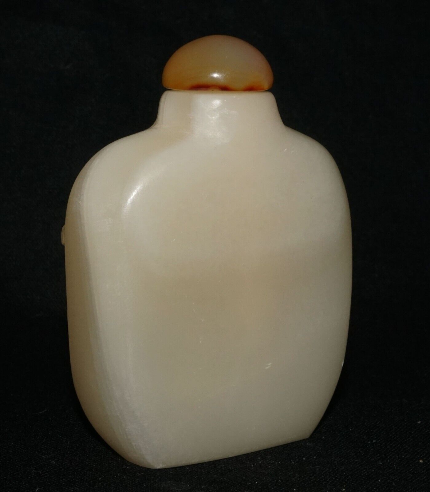 Vintage Chinese Carved Glass Snuff Bottle w. Foo Dog Motif Carnelian (LeS) G11