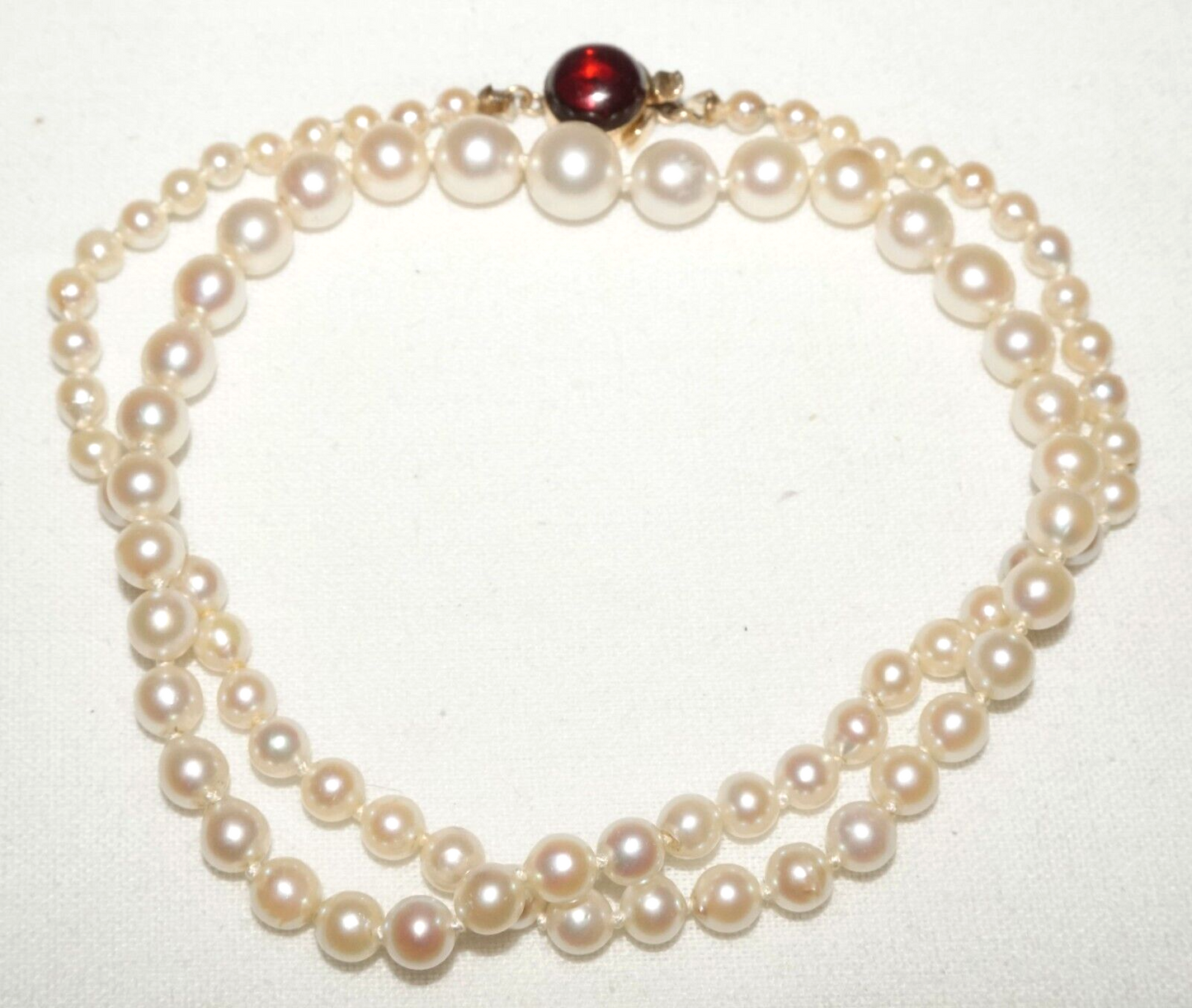 Vintage Graduated Pearl Necklace 17" w. 14k Yellow Gold & Garnet Clasp (KoS) L15