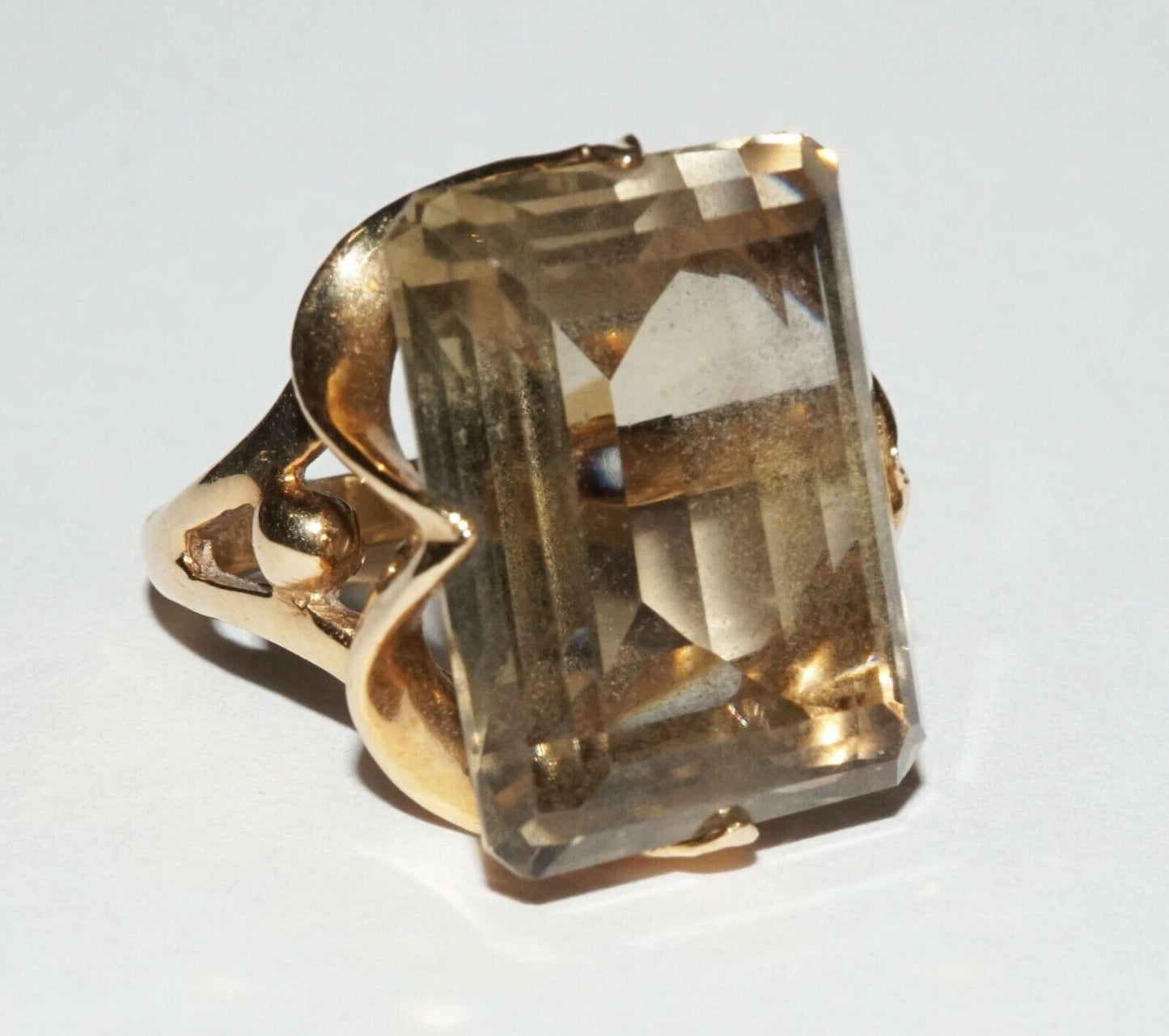 Vintage 14k Yellow Gold Ring Sz.6 w. Emerald cut Smoky Quartz (NaD)#1b