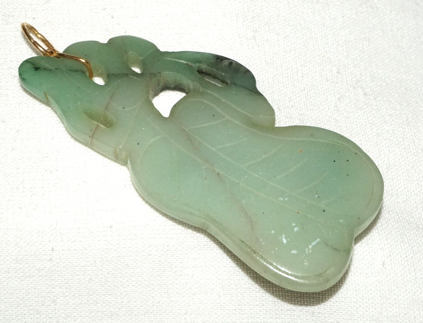 Vintage Chinese Green Jade Leaf Motif Pendant w. 14k Y. Gold Bail (LeS)L20