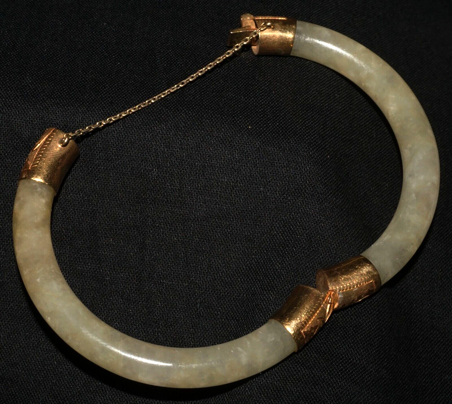 Vtg Chinese Semi Translucent Yellow Jade 14k Gold Hinged Bangle Bracelet (CoM)