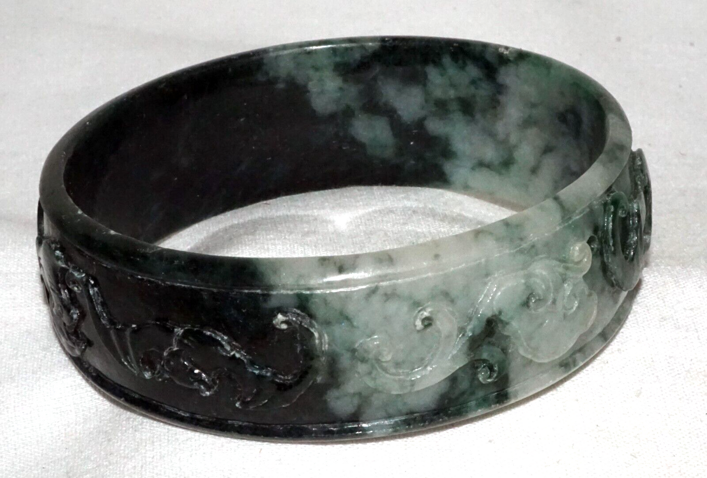 Vintage Chinese White & Green Jadeite Jade Bangle Bracelet Bat & Coin (LeS)L25