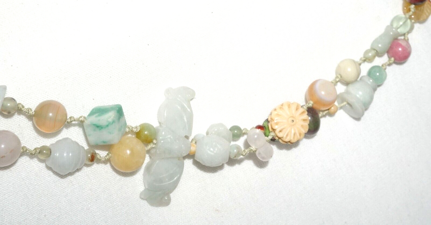 Vintage Chinese Jadeite Jade & Hard-stone Bead Necklace w. Jade Pendant (---)