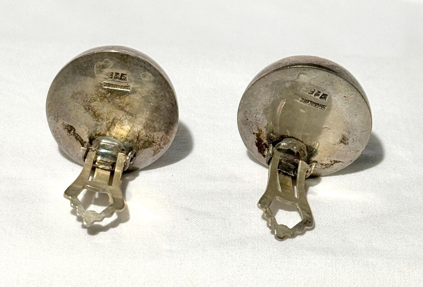 Vtg Sterling Silver Round Hollow Dome Non Pierce Earrings Marked 925 (KiL)19