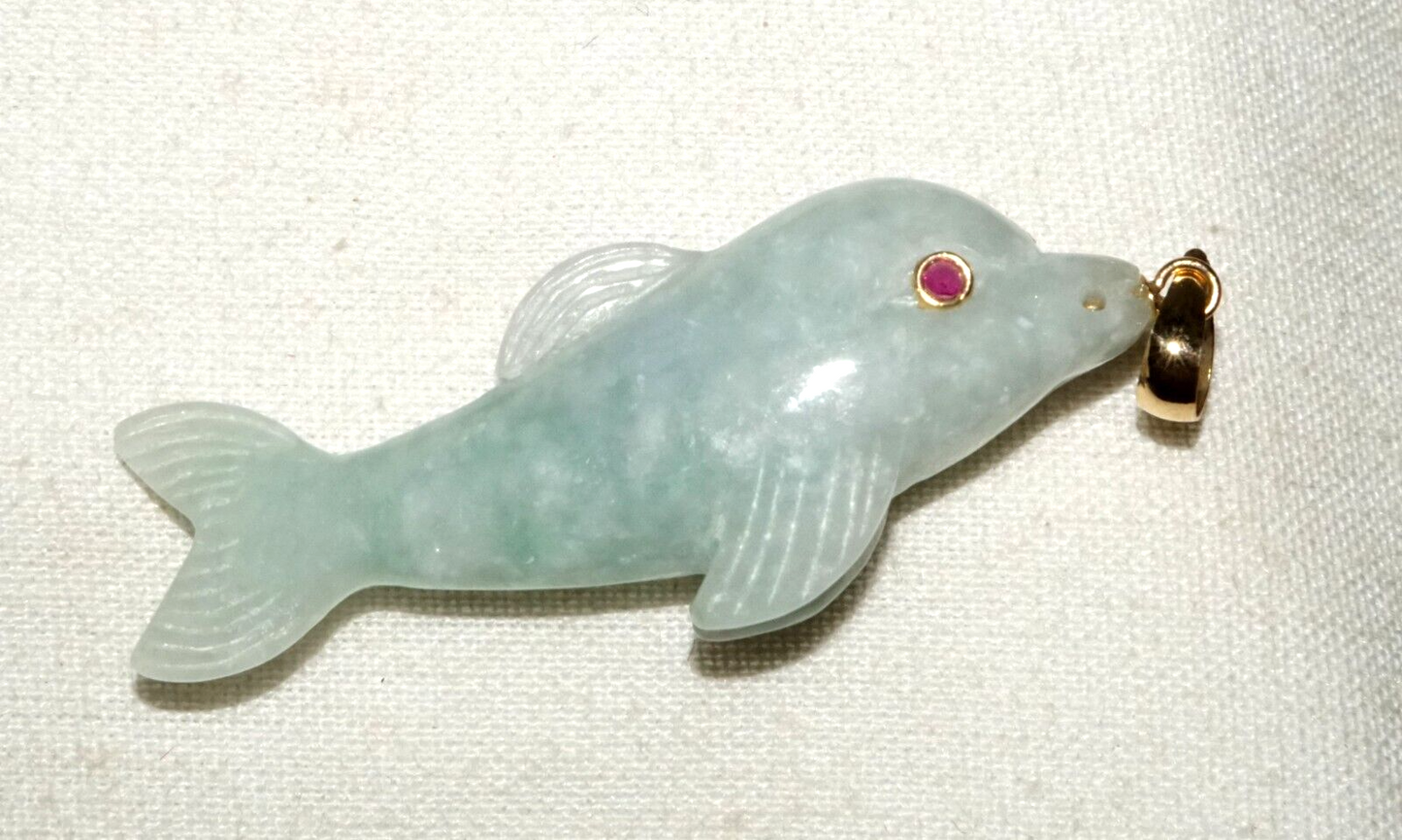 Vintage Chinese 14k Yellow Gold Jadeite Jade Dolphin Pendant w. Ruby Eyes (KiL)