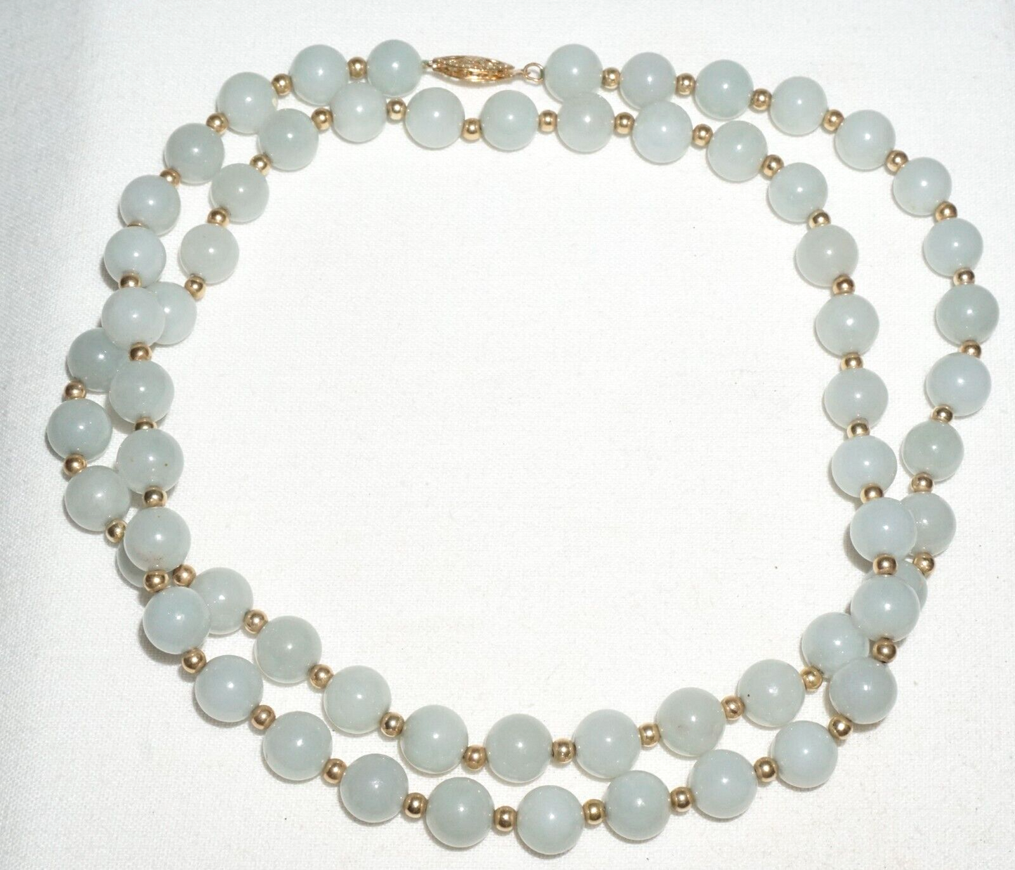 Vintage Chinese Jadeite Jade & Gold Spacer Bead Necklace w. 14k Clasp (---)