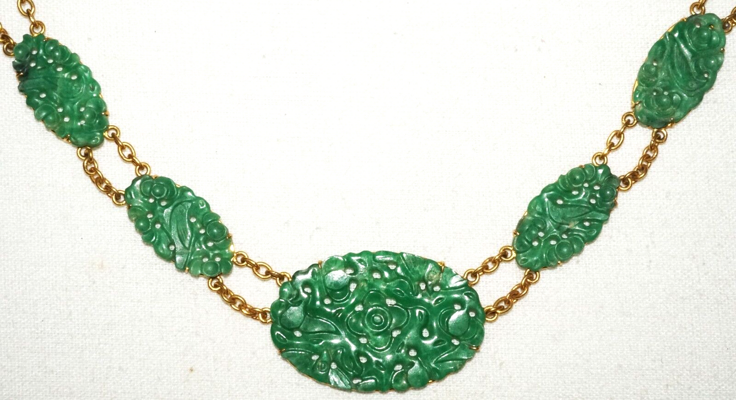 Vtg Chinese 10K Yellow Gold Necklace w. 9x Pierced Floral Jade Plaques (InS)L5