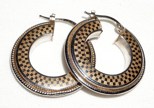 Pair Vintage Italy Modernist 18k White Gold Checker Pattern Hoop Earrings (JoD)
