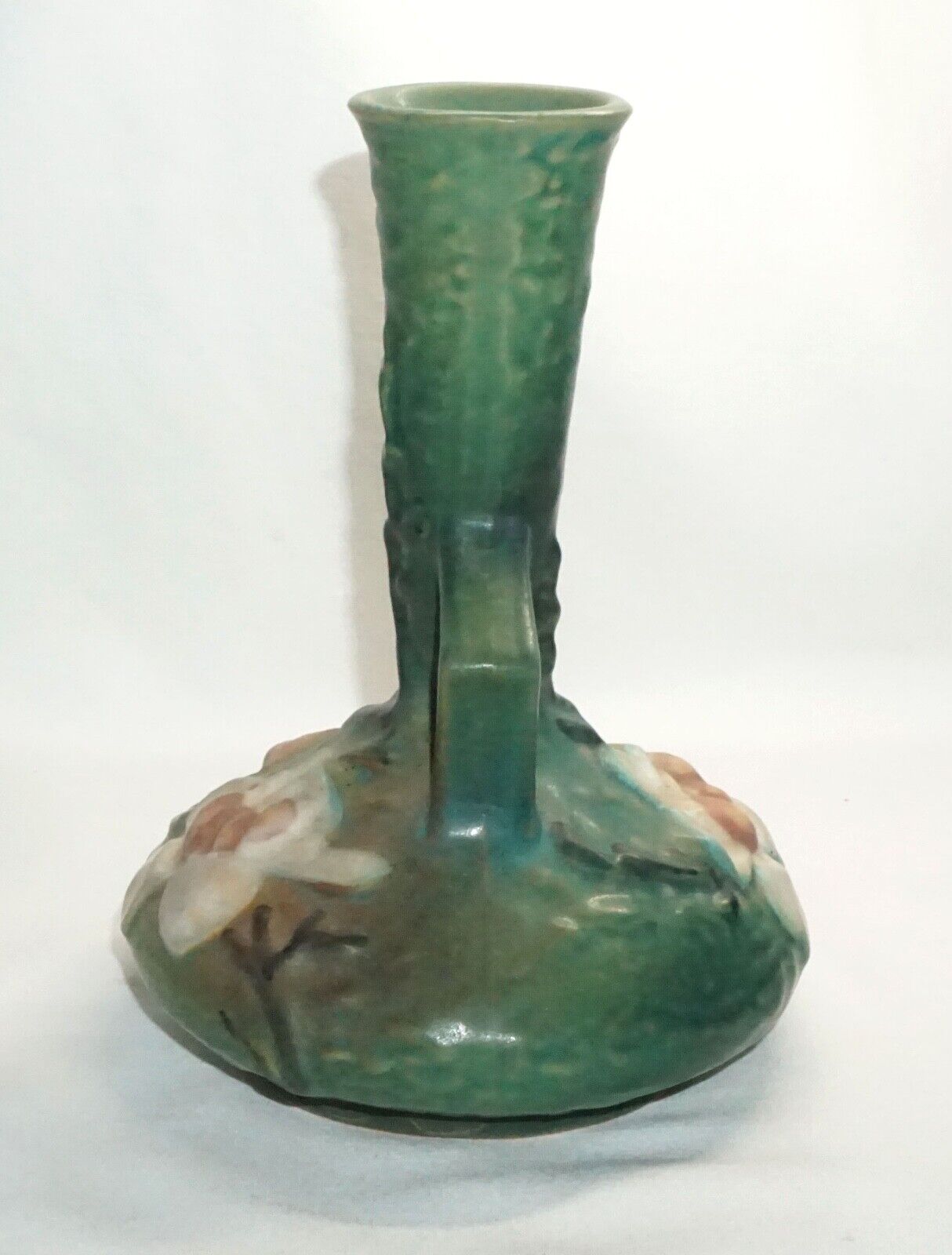 Vintage Roseville 179-7 Green Magnolia Vase Mint Condition (NeW)