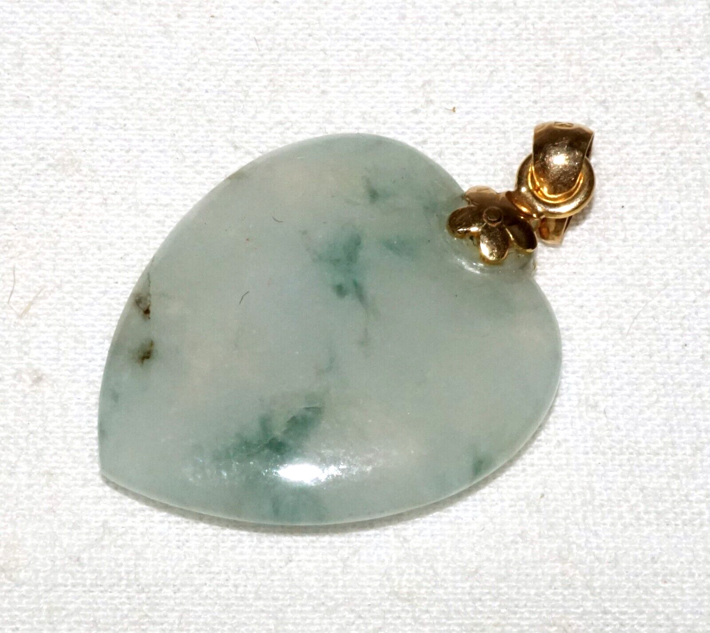 Vintage Chinese 14k Yellow Gold Translucent Jadeite Jade Heart Pendant (InS)L6