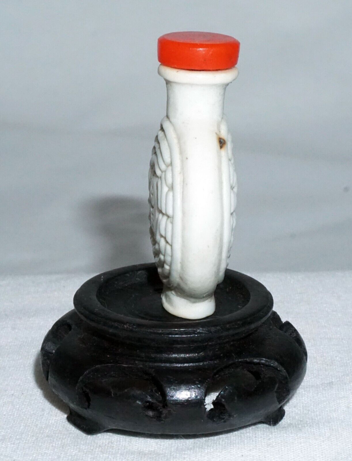 Antique Chinese Mini Porcelain Snuff Bottle w. Yin & Yang Motif (LLA) IC