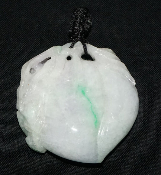 Vintage Chinese Lavender Jade Peach & Frog Motif Carved Pendant (LeS)L23