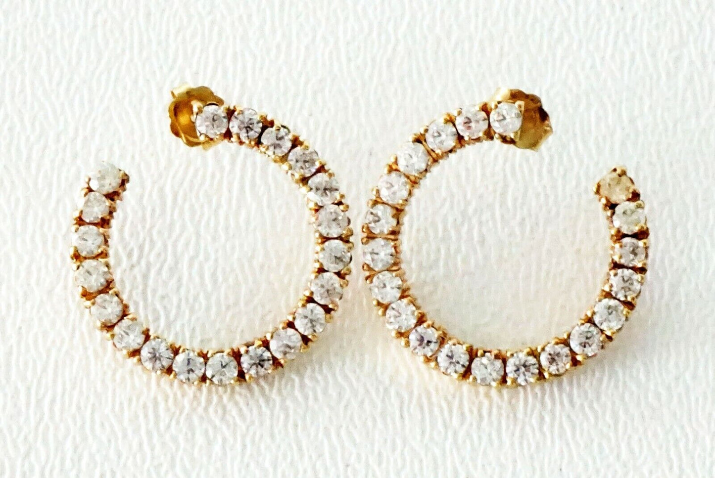 Vintage 14k Yellow Gold Open Hoop Earrings set w. 20x Cubic Zirconia's (TaE)#24