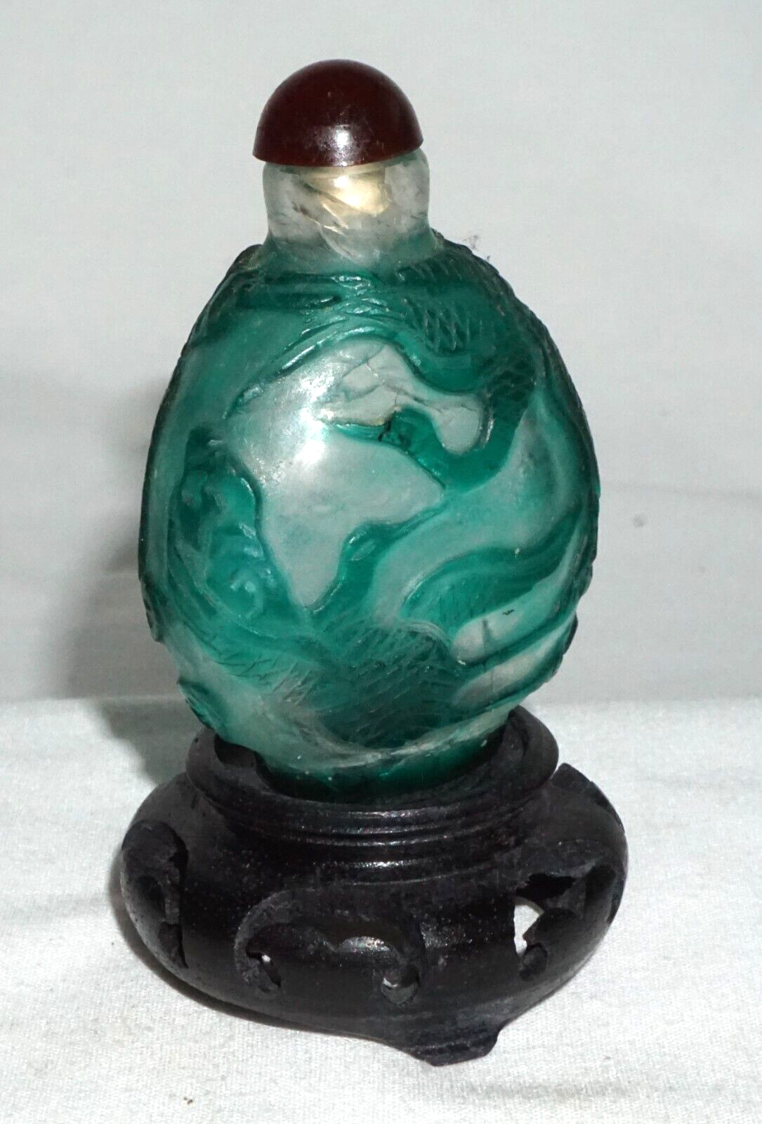 Vintage Chinese Green Overlay Glass Snuff Bottle w. Crane Motif (LLA) IC