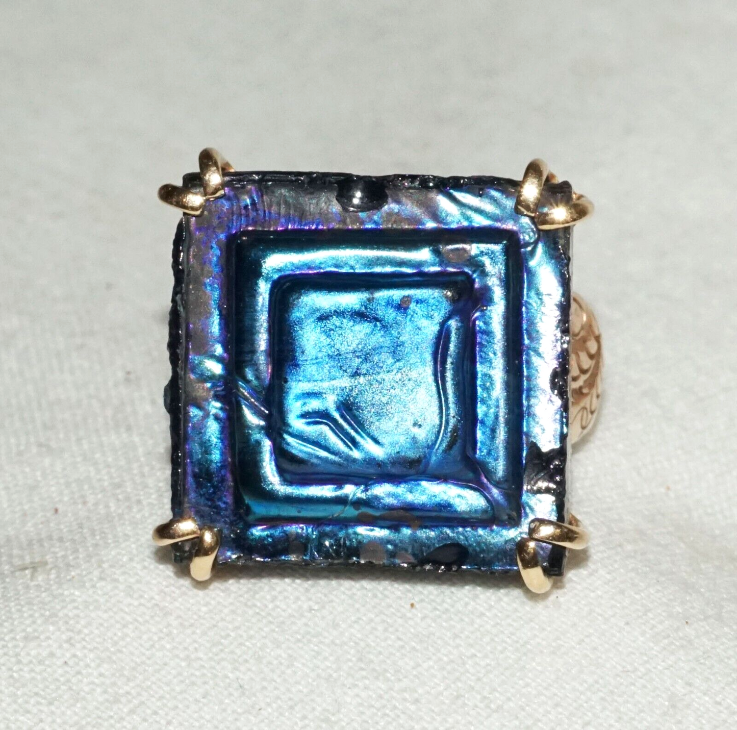 Vintage 14k Yellow Gold Ring Sz.7 w. Blue Enameled Stepped Lacquered Tile (PaS)