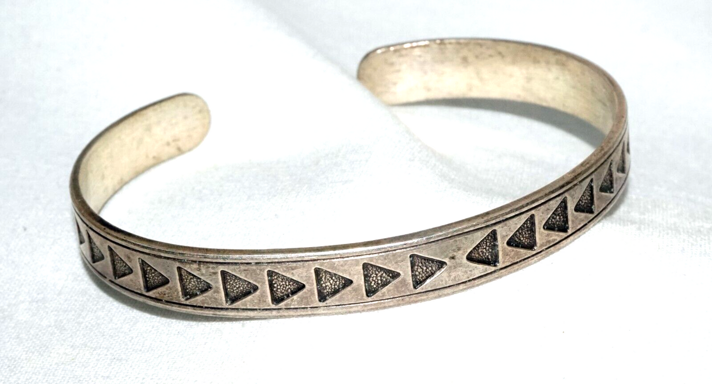 Vintage South Wester Sterling Silver Bracelet w. Arrow Motifs (LeS)L24