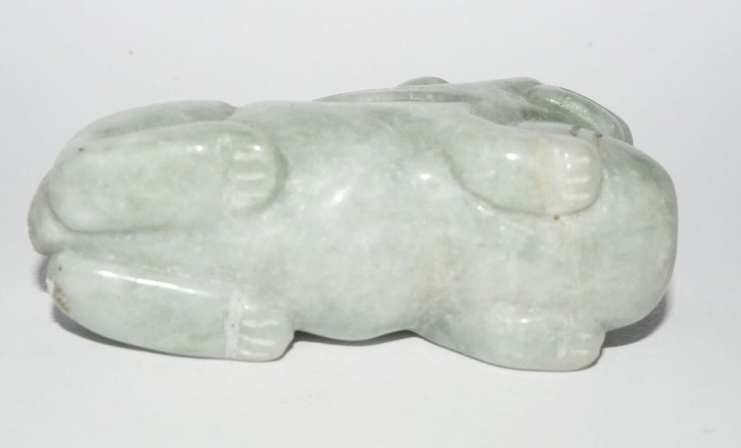 Vintage Chinese Jadeite Jade Carved Snuff Bottle w. Foo Dog & Ball (LeS) G12