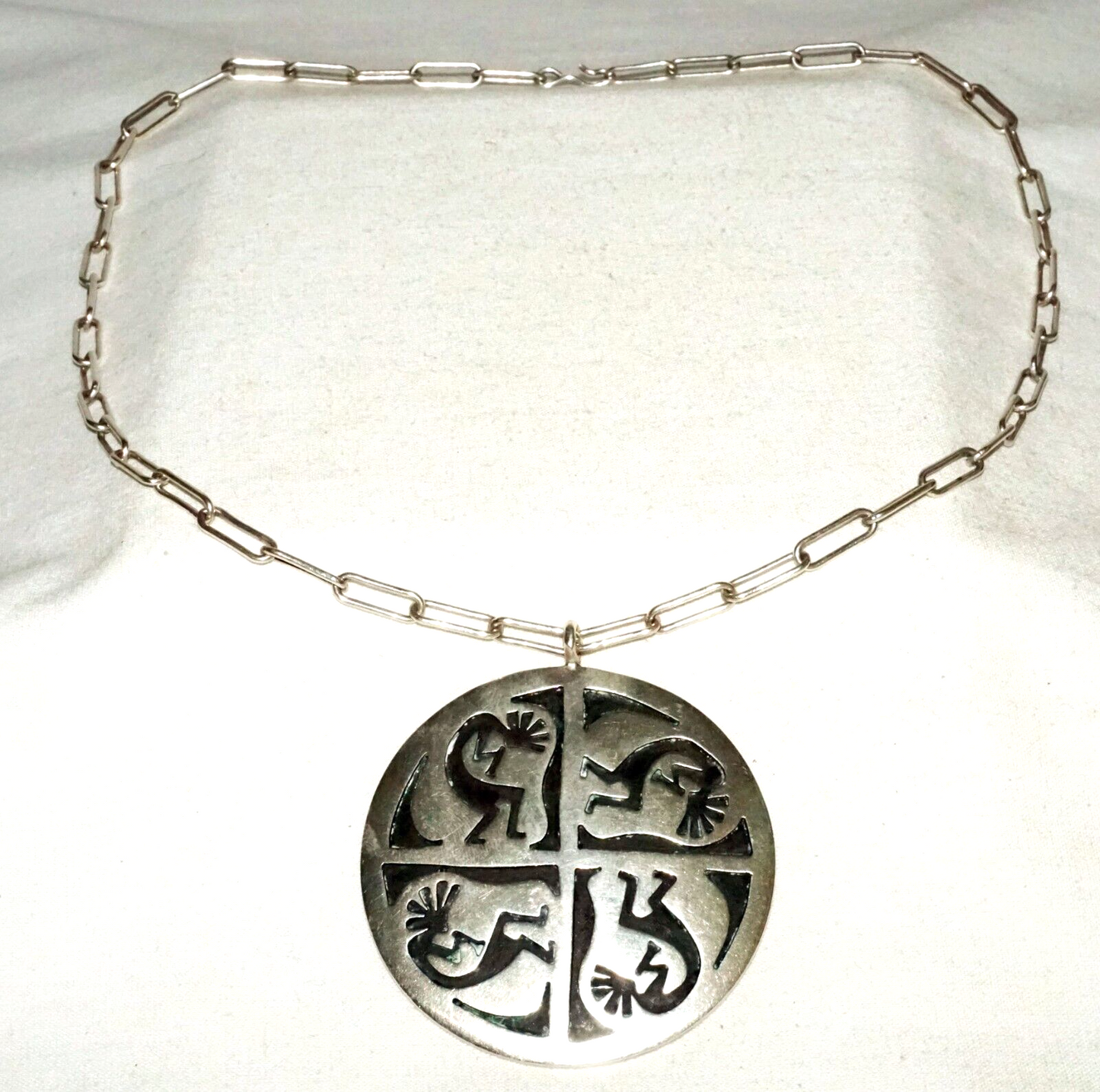 Vtg. S.W. US Sterling Silver Necklace & Pendant Kokopelli & Man in Maze (BeM)