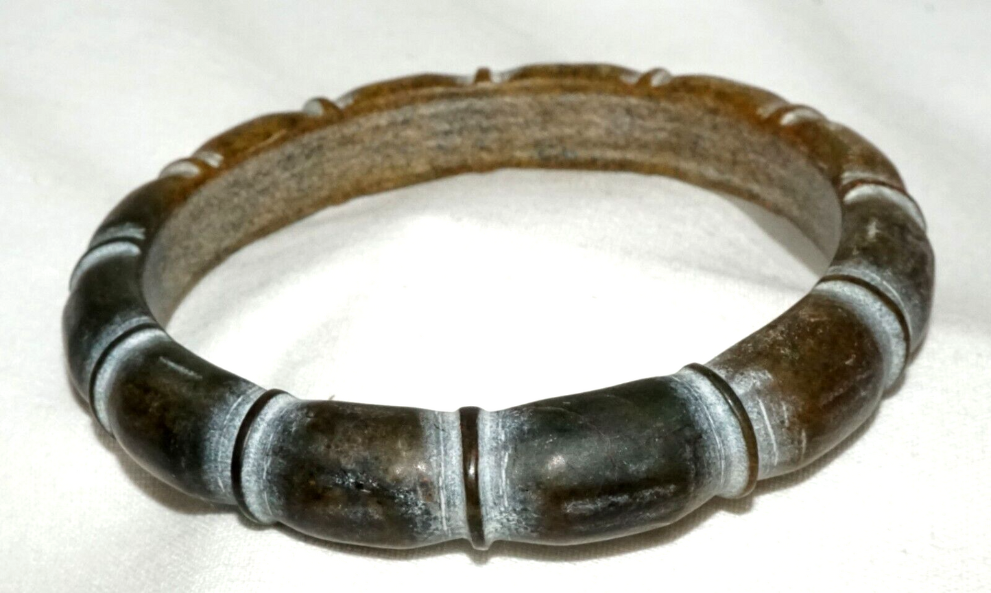 Vintage Chinese Steatite Carved Bangle Bracelet (InS)#L3