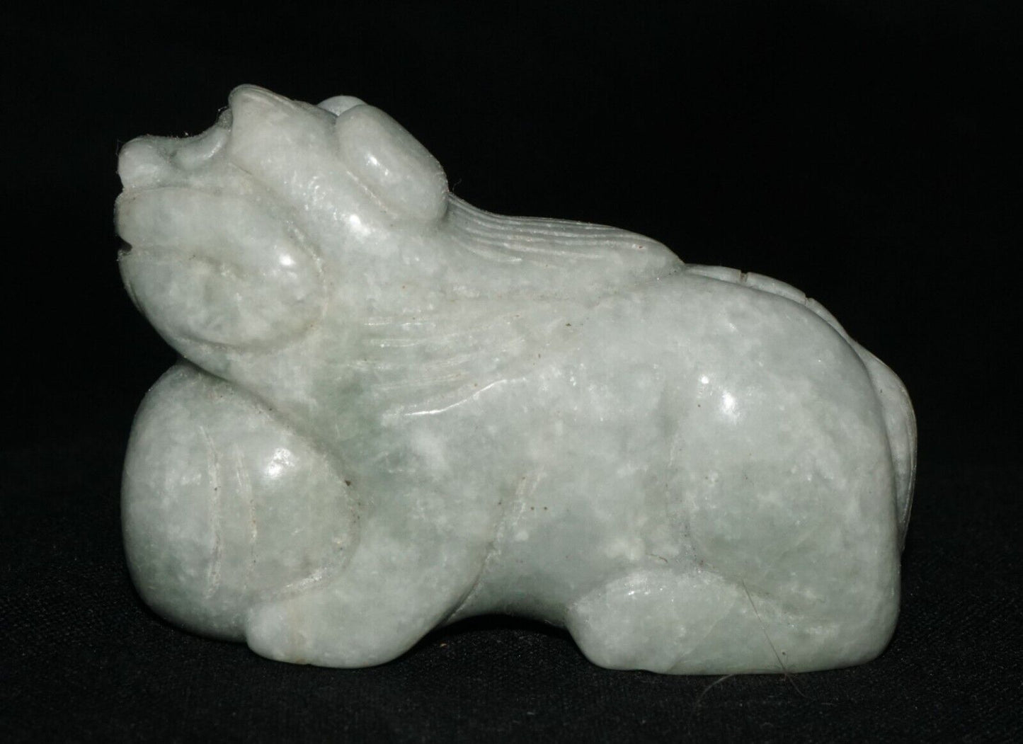 Vintage Chinese Jadeite Jade Carved Snuff Bottle w. Foo Dog & Ball (LeS) G17