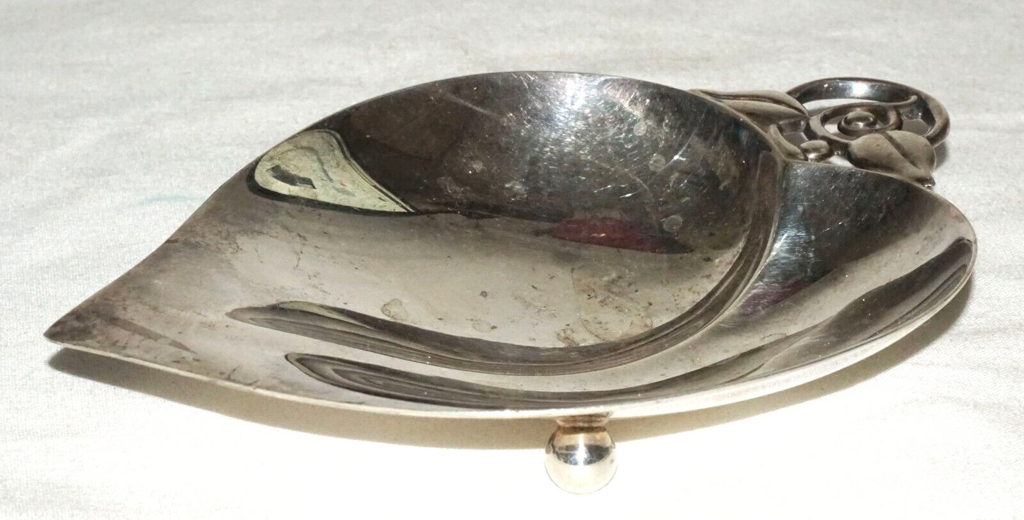 Vtg Sterling 925 Silver Leaf Nut Dish Makers #22885 M Vintage Tiffany & Co (KoS)