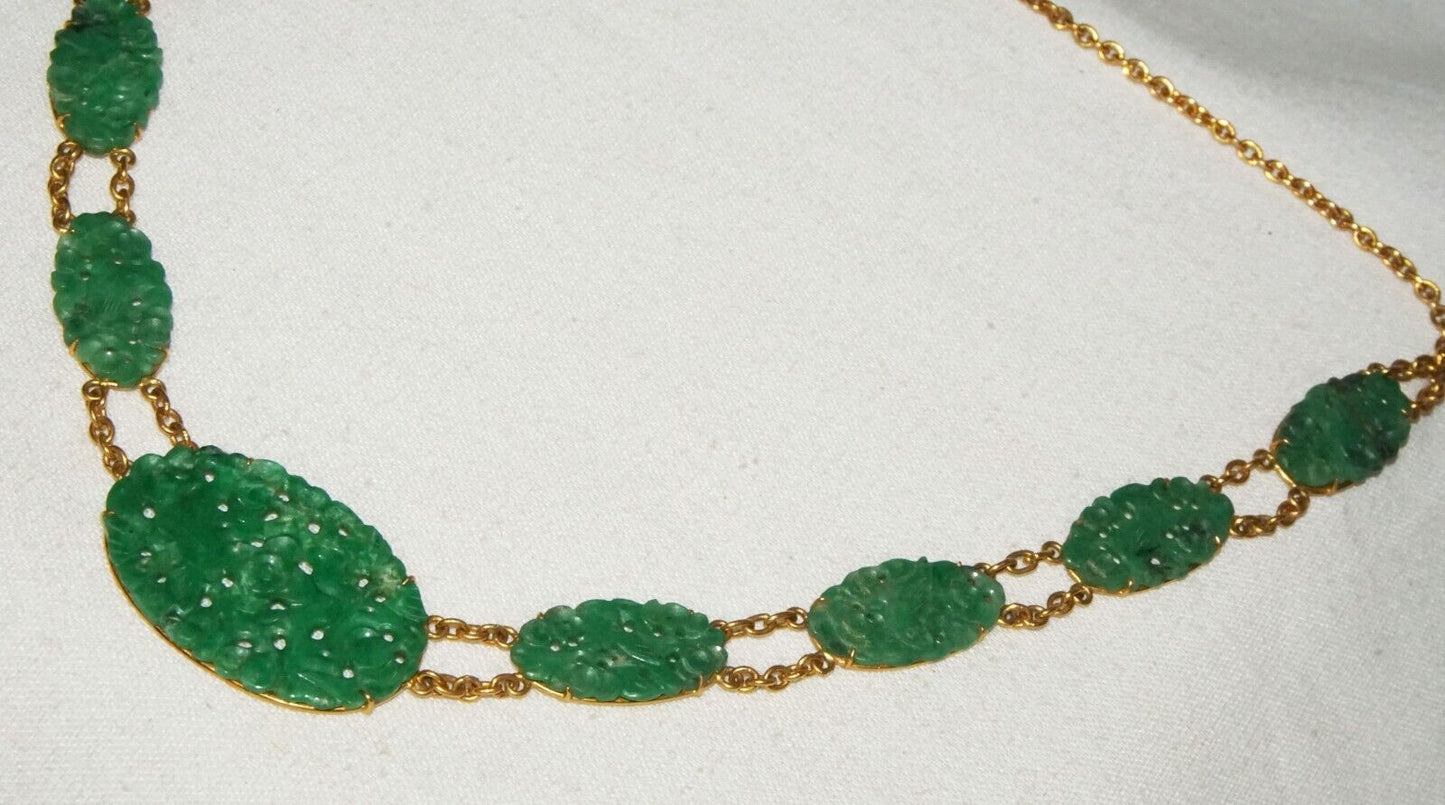 Vtg Chinese 10K Yellow Gold Necklace w. 9x Pierced Floral Jade Plaques (InS)L5