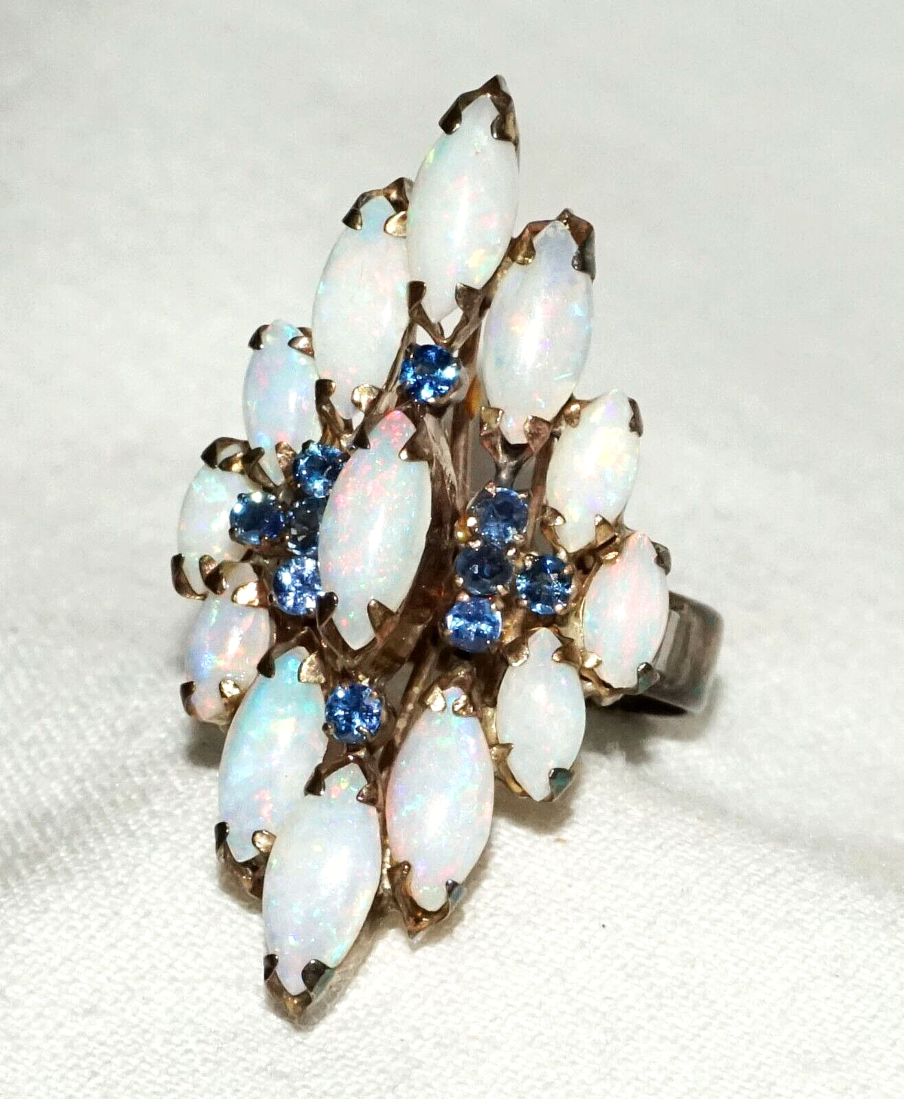 Vintage Thai 14k Yellow Gold Ring Sz.5.25 14x White Opals & 10x Sapphires (FeD)