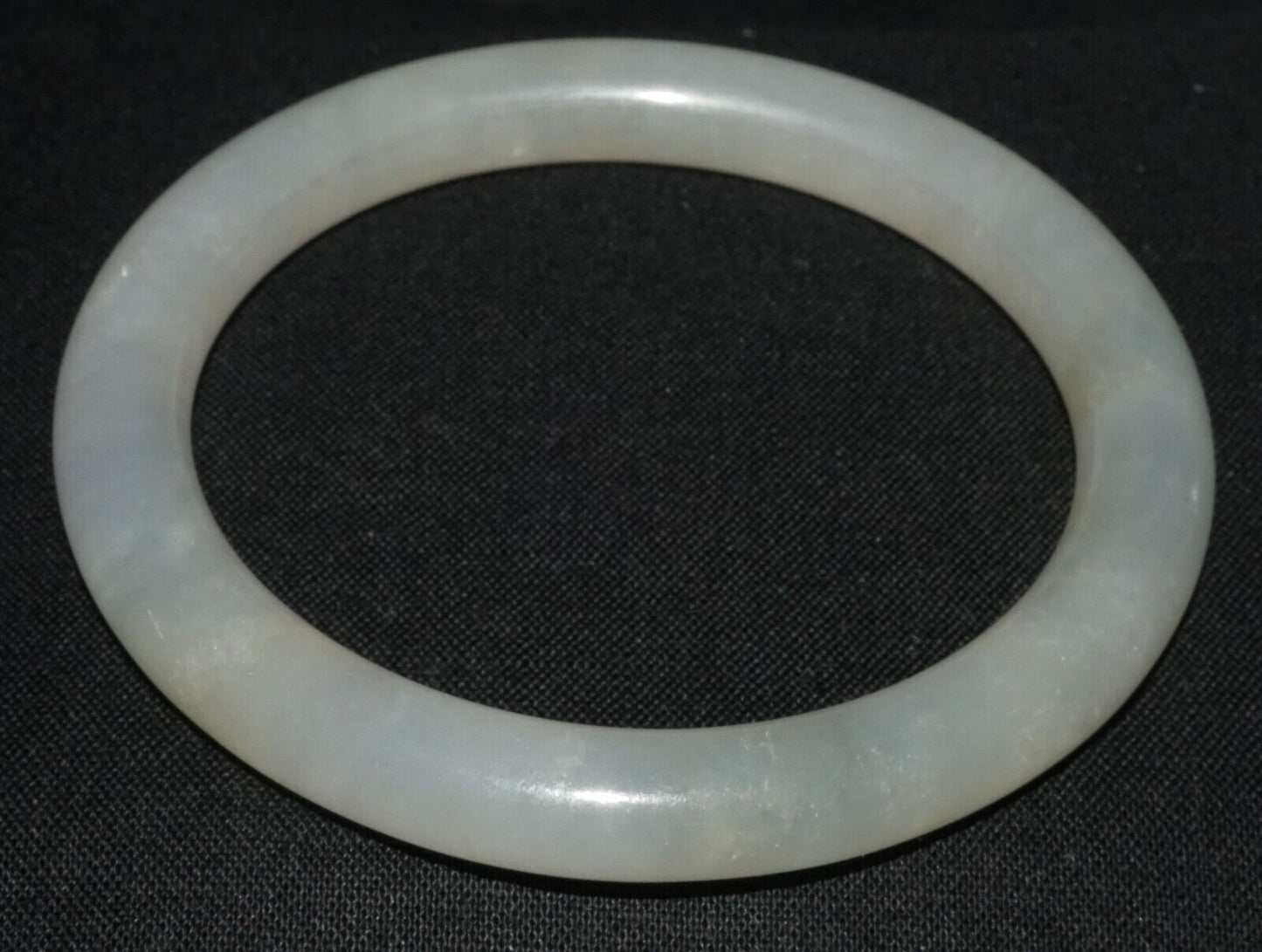 Vintage Chinese Gray Green Off White Jadeite Jade Bangle Bracelet (LeS) B40