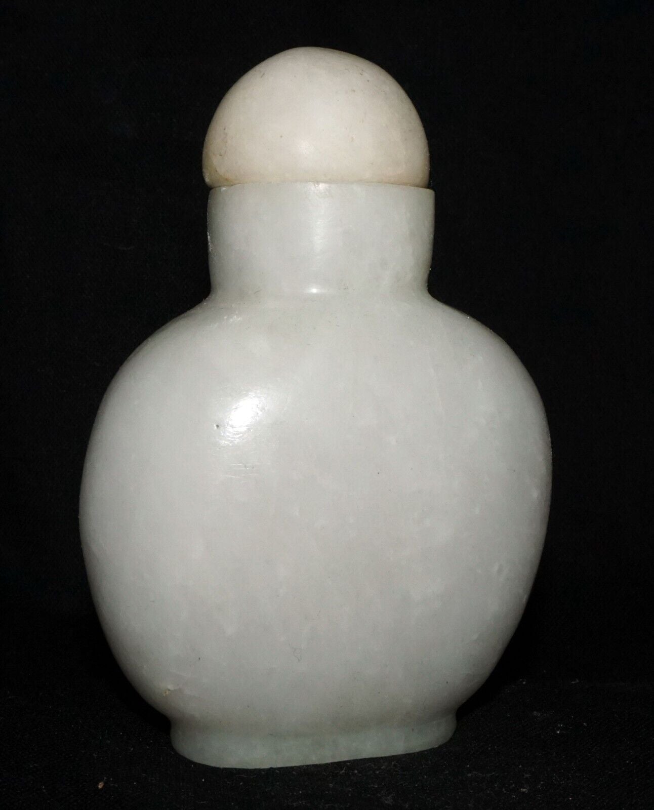 Vintage Chinese White Jadeite Jade Carved Snuff Bottle w Goldfish Motif(LeS) G11