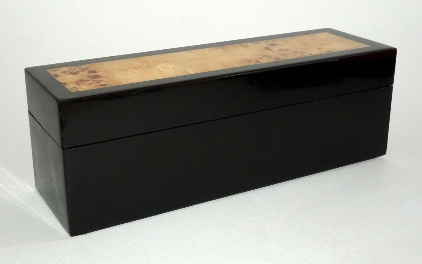 Vintage Japanese Black Lacquer Covered Box w. Honey Burl Inlaid Accent (CWo)