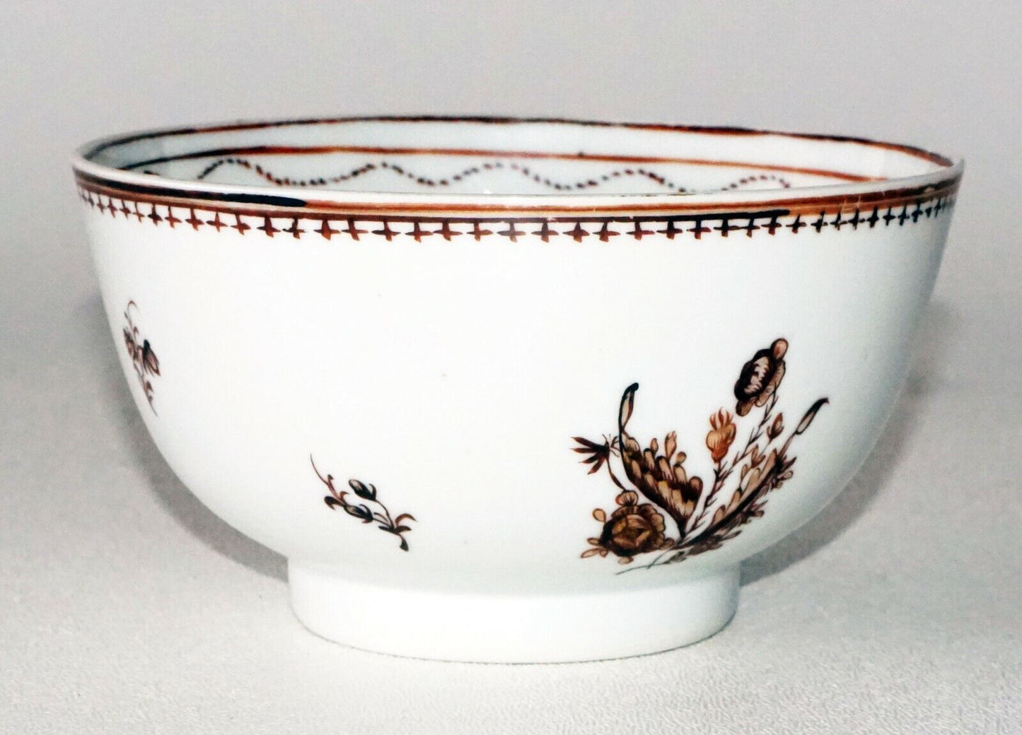 18C Chinese Export Ware Porcelain Bowl w. Aubergine Floral Motif (FLA) IC