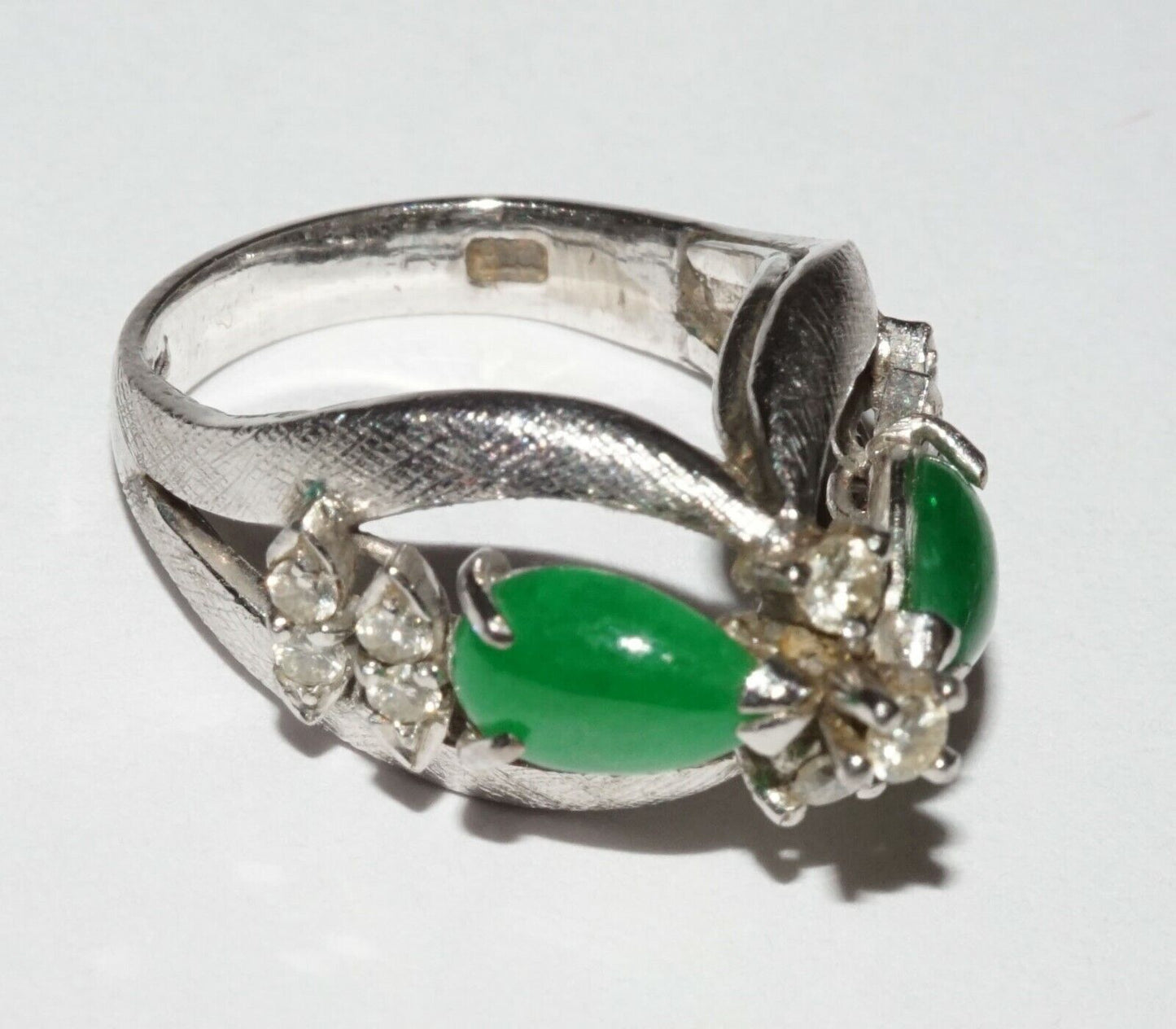 Vintage Chinese White Gold Ring Sz.4.5 w. 2x Jadeite Jades & 11x Diamonds (TaL)