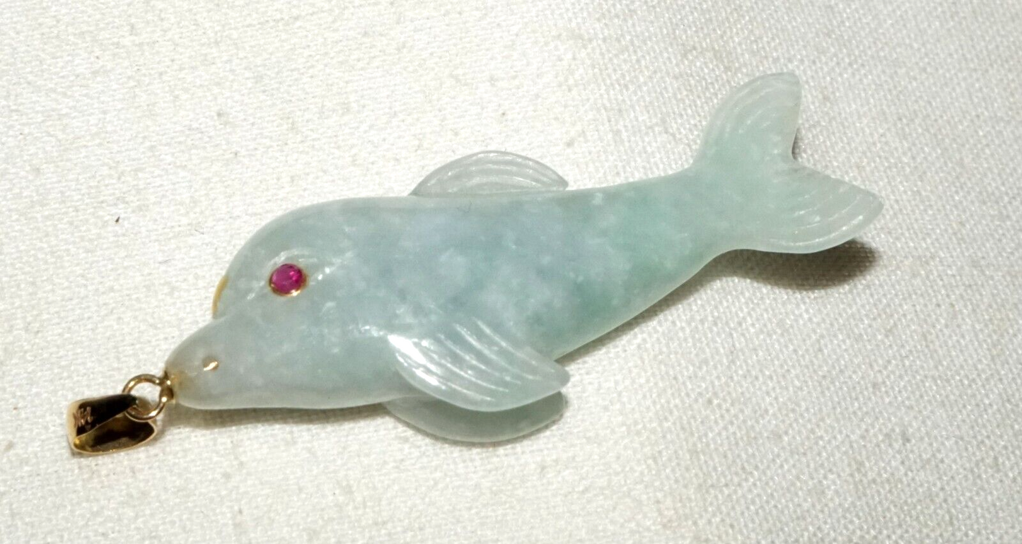 Vintage Chinese 14k Yellow Gold Jadeite Jade Dolphin Pendant w. Ruby Eyes (KiL)