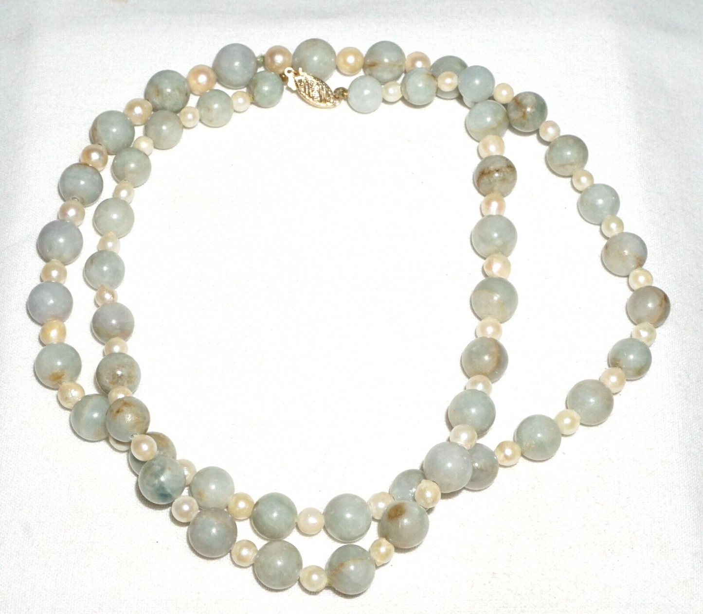 Vintage Chinese Jadeite Jade & Pearl Spacer Bead Necklace w. 14k Clasp (---)