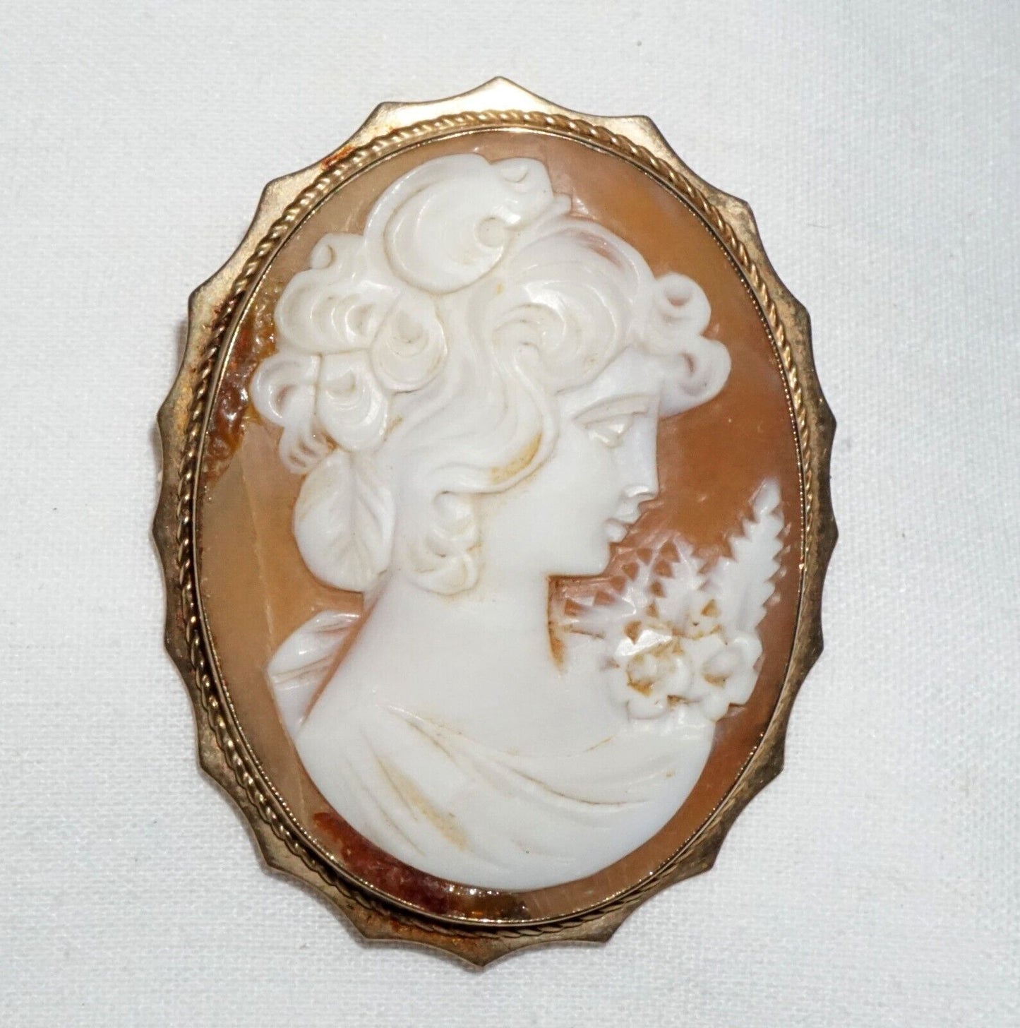 Vintage Yellow Gold Bezel set Shell Cameo w. Beautiful Woman's Bust Motif (GeB)6