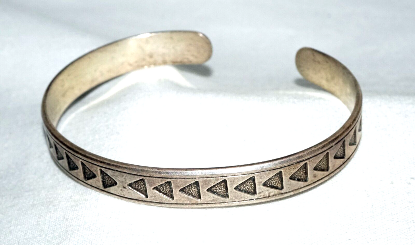 Vintage South Wester Sterling Silver Bracelet w. Arrow Motifs (LeS)L24