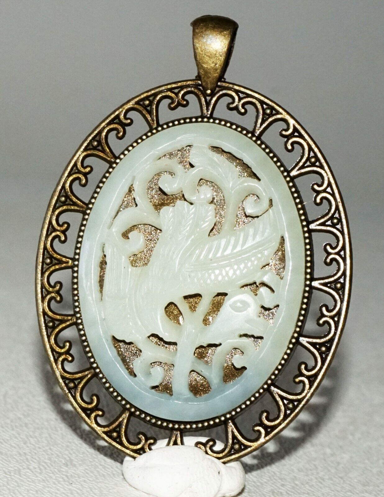 20C Chinese Pierced Oval Pendant set w. Pierced Jade Plaque Phoenix Motif (***)