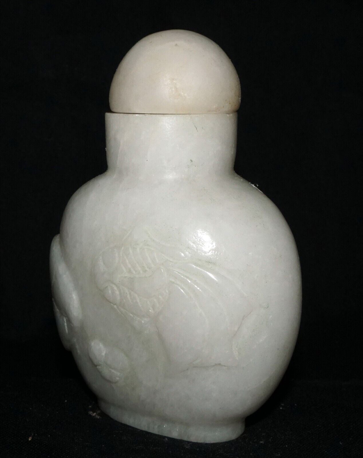 Vintage Chinese White Jadeite Jade Carved Snuff Bottle w Goldfish Motif(LeS) G11