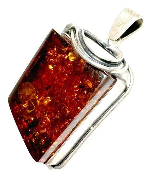 Vintage Modernist Sterling Silver Pendant with Baltic Amber Accent (LoC)22