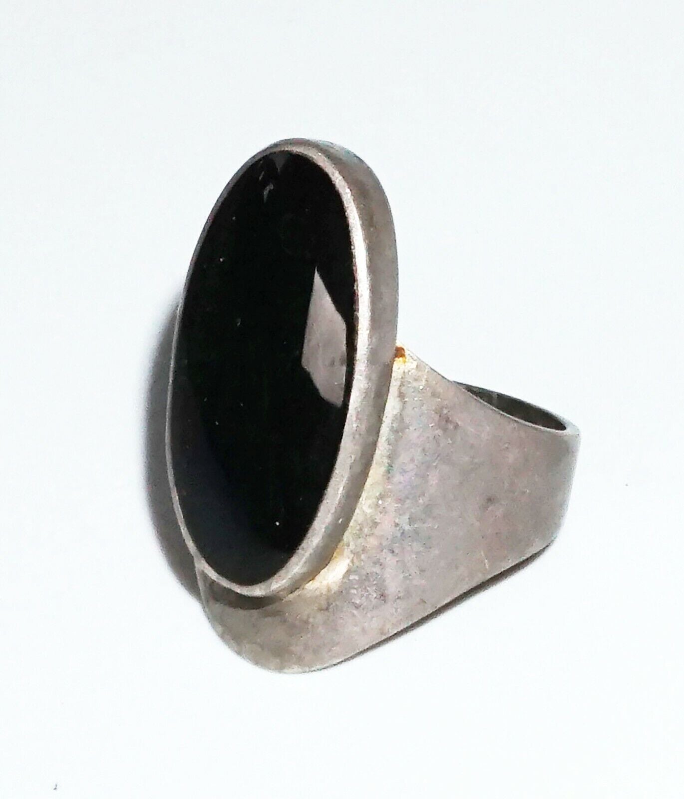 S.W. Modernist Sterling Silver Ring Sz. 7 w. Oval Black Onyx Accent (WMH)21-1