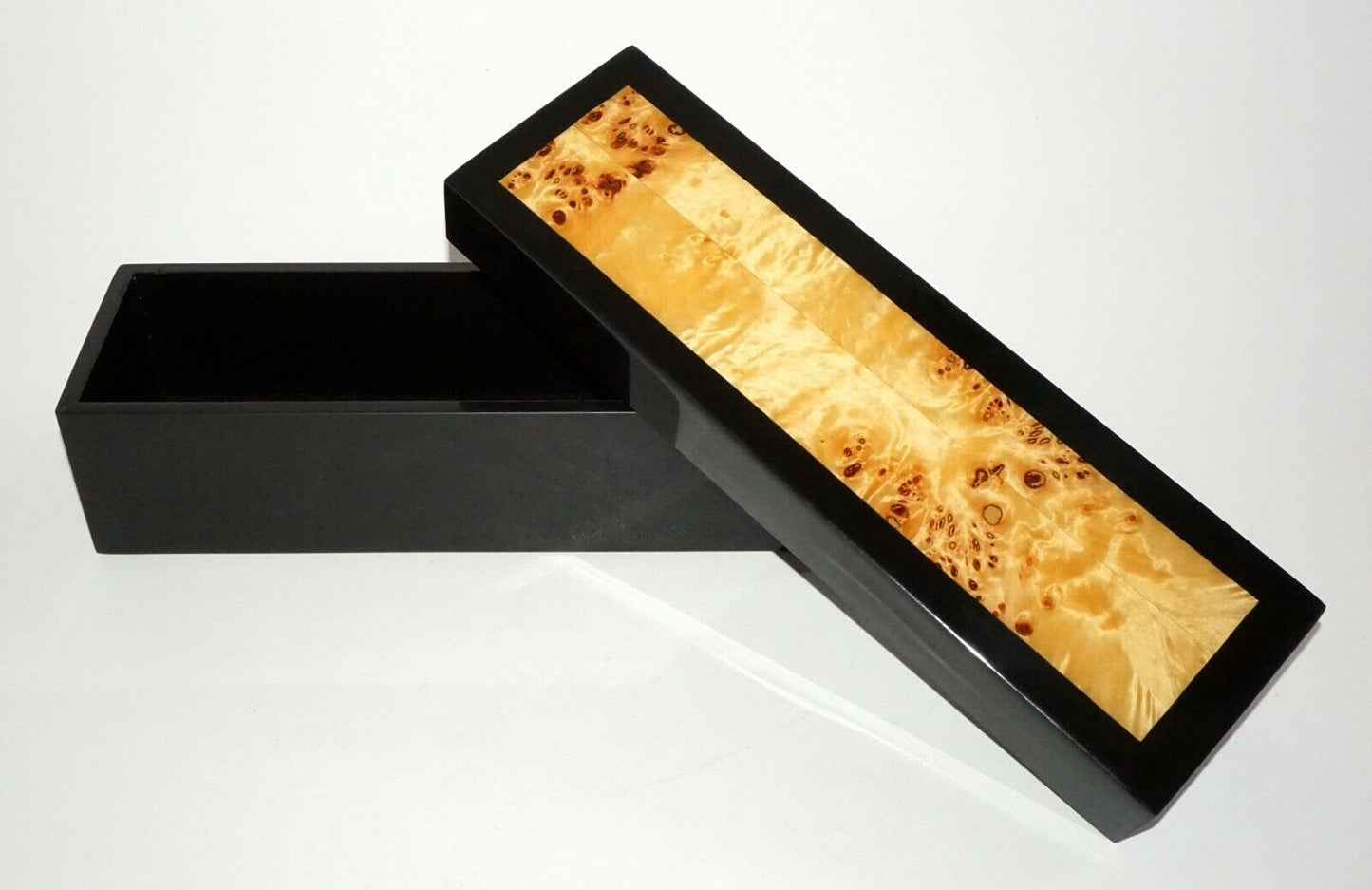 Vintage Japanese Black Lacquer Covered Box w. Honey Burl Inlaid Accent (CWo)