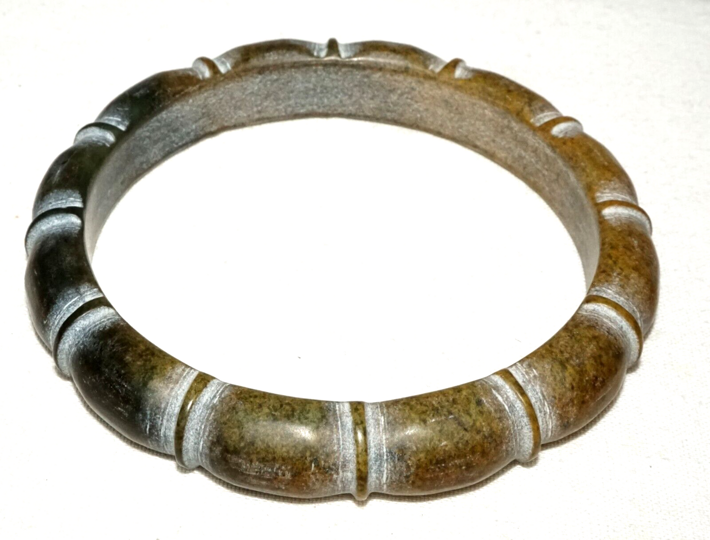 Vintage Chinese Steatite Carved Bangle Bracelet (InS)#L3