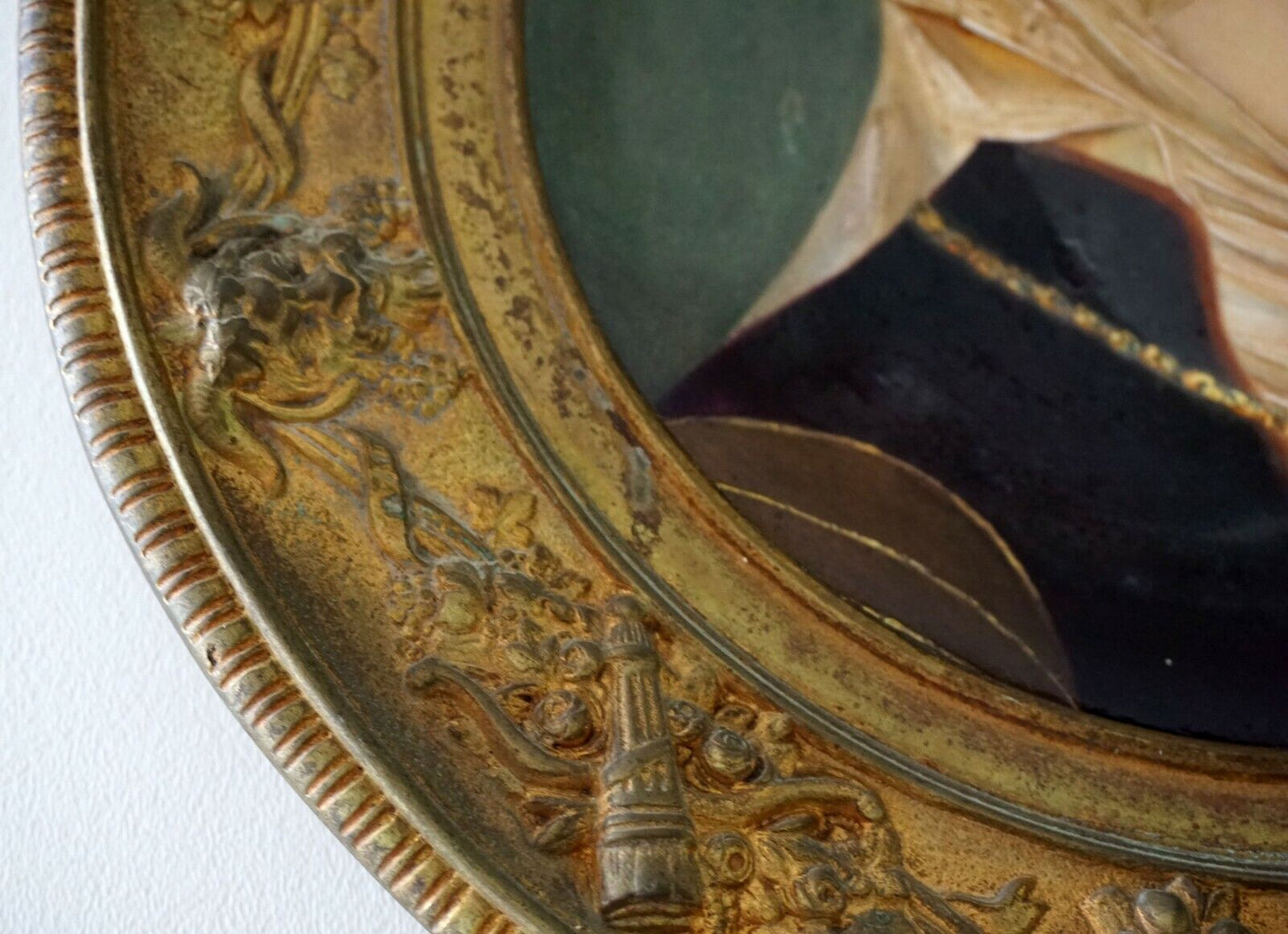 Continental Porcelain & Enamel Female Portrait Painting Gilt Bronze Frame (RiS)