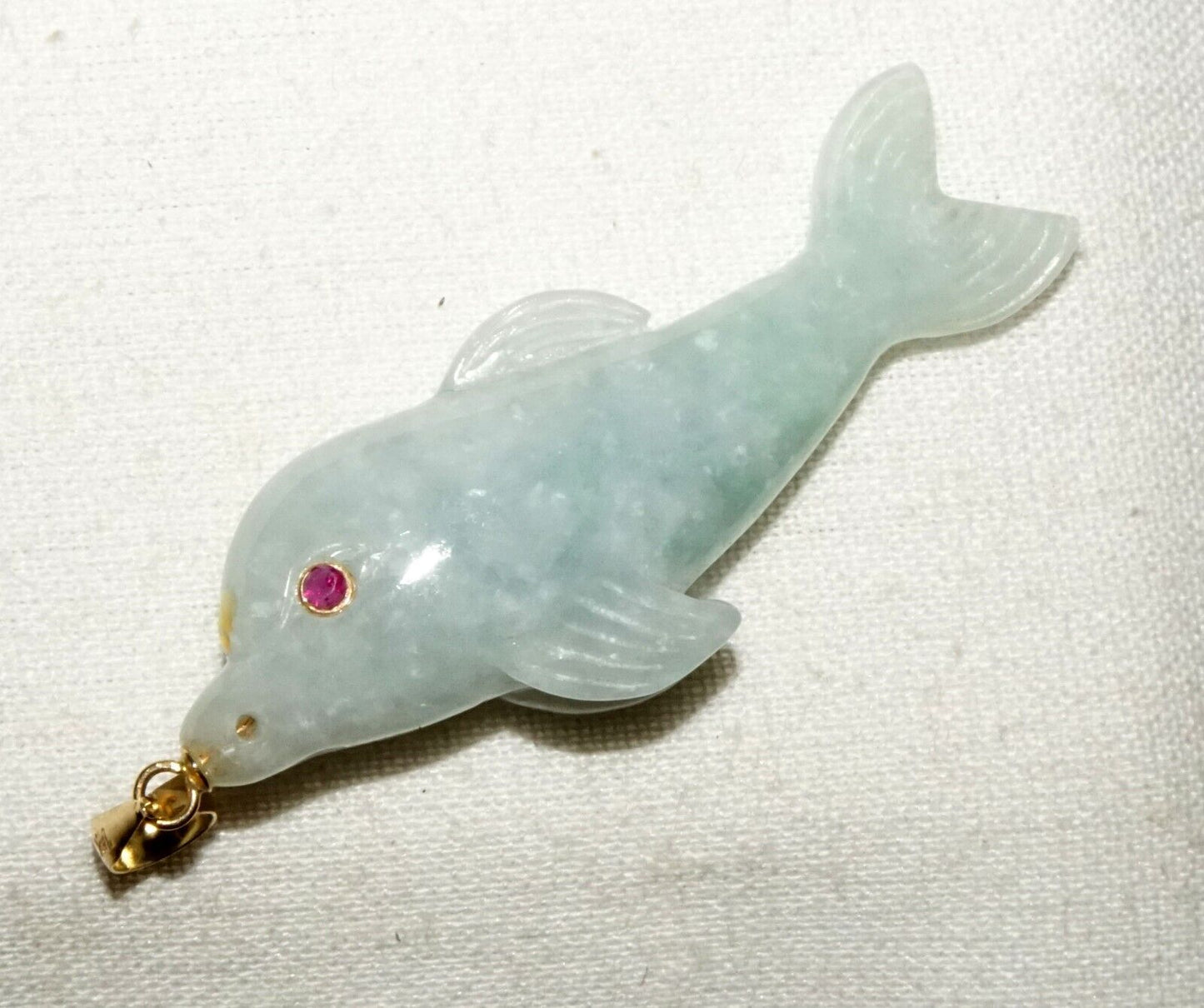 Vintage Chinese 14k Yellow Gold Jadeite Jade Dolphin Pendant w. Ruby Eyes (KiL)