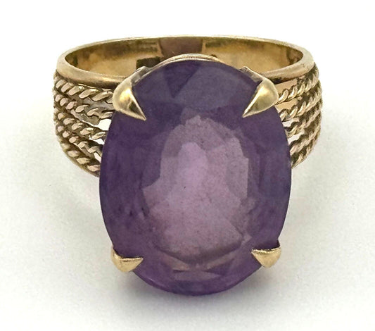 Vtg 14k Yellow Gold Ring Sz 7 w. Filigree & 1x Lg Amethyst Approx. 8.61 ct (TuC)