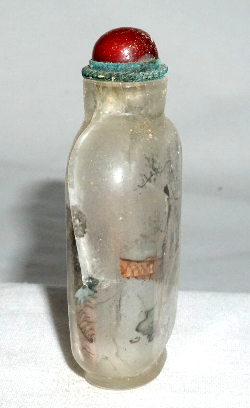 Vtg Chinese Reverse Painted Glass Snuff Bottle Seated Figure in Landscape (LLA)